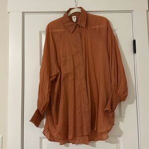 Unique flowy button down top w/cinched wrists - XL